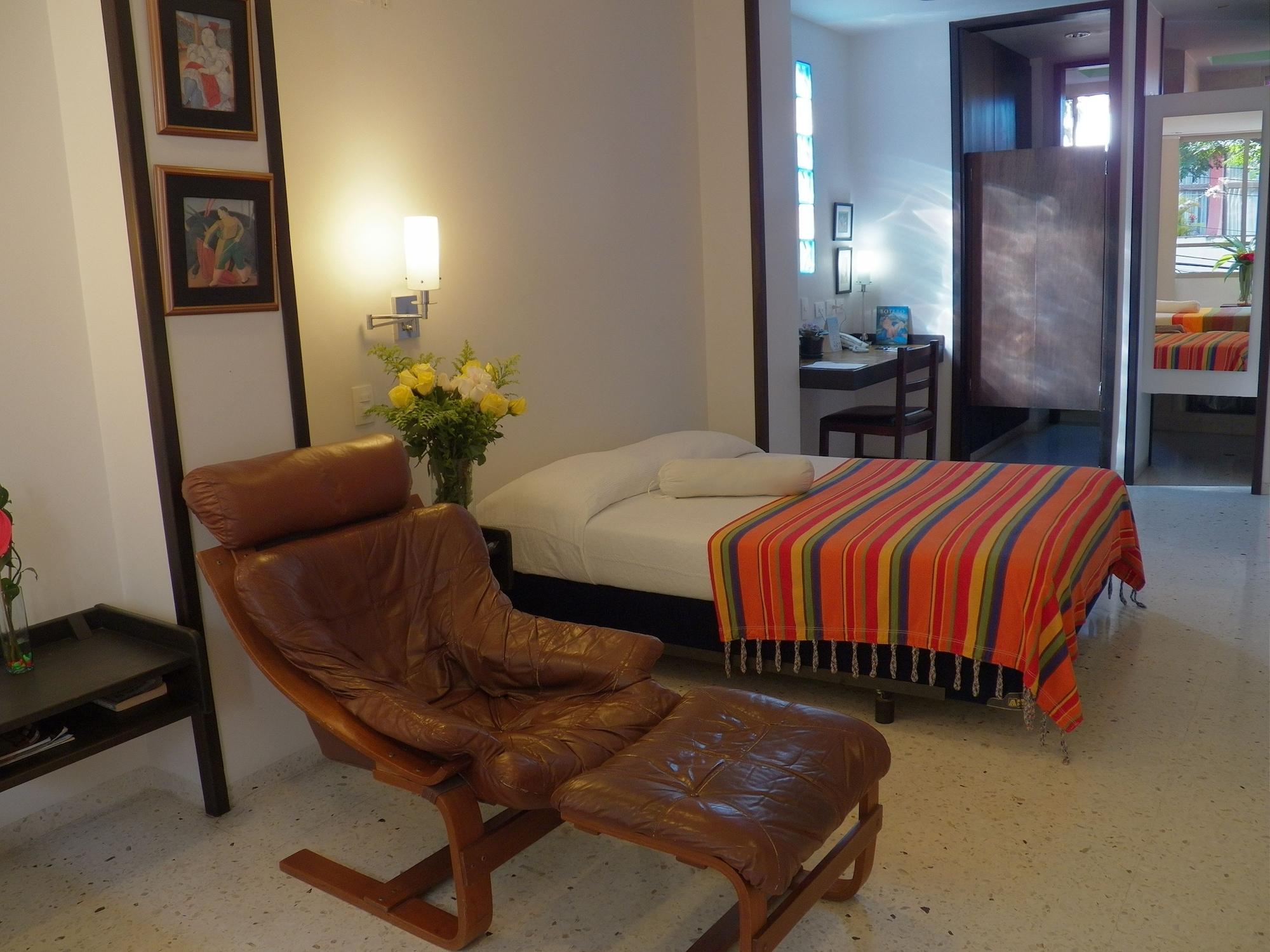 Hotel Casa Santa Monica Norte กาลี ภายนอก รูปภาพ