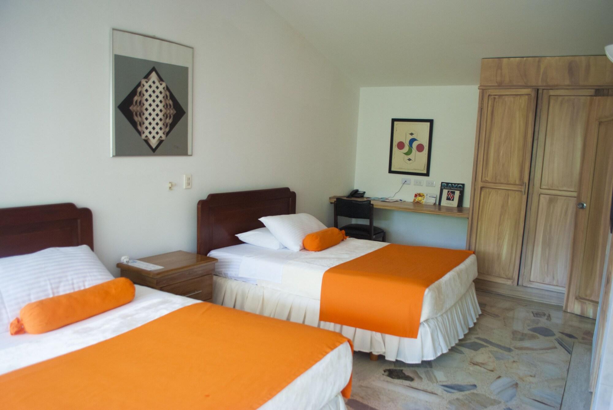 Hotel Casa Santa Monica Norte กาลี ภายนอก รูปภาพ