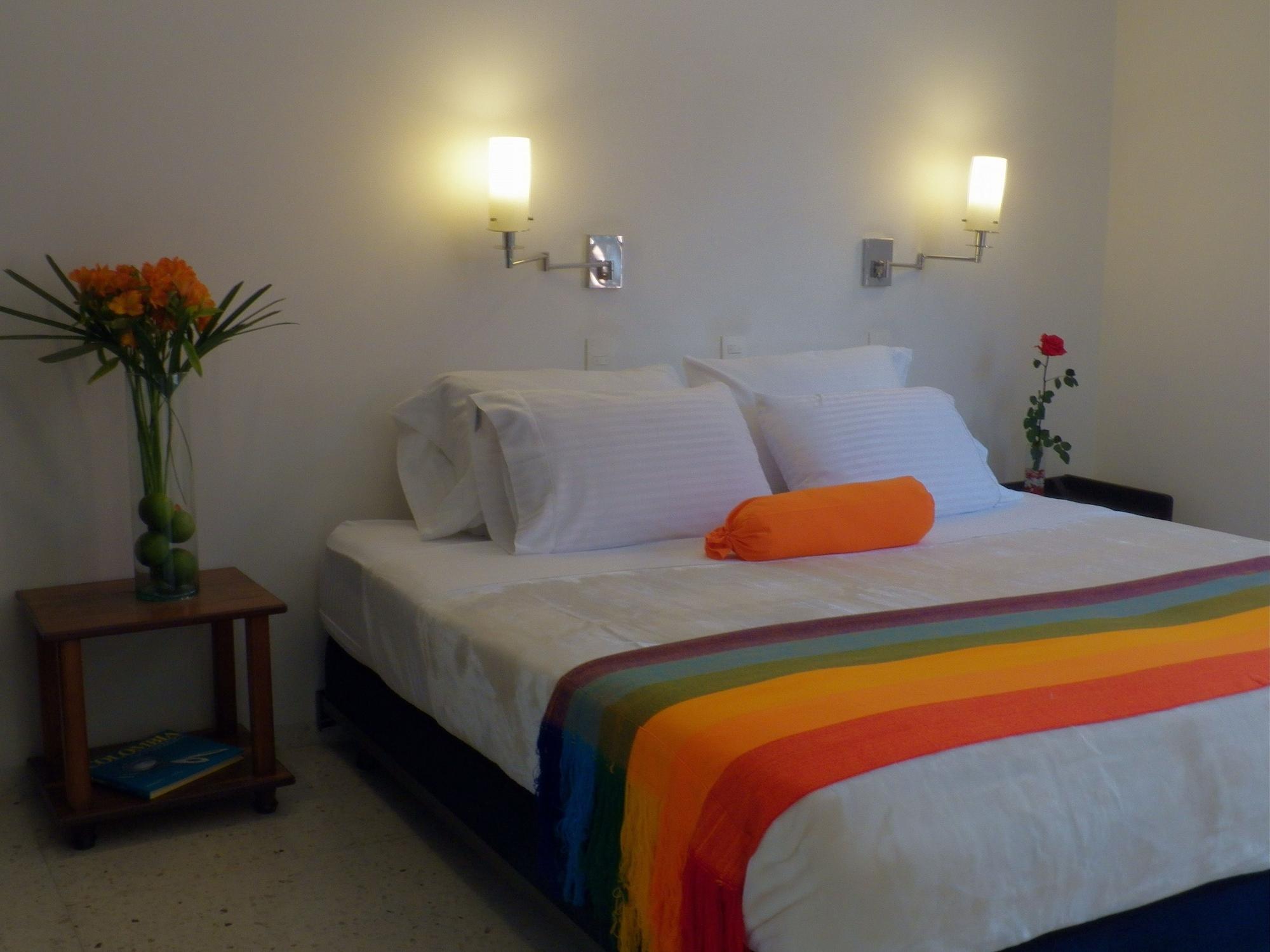 Hotel Casa Santa Monica Norte กาลี ภายนอก รูปภาพ