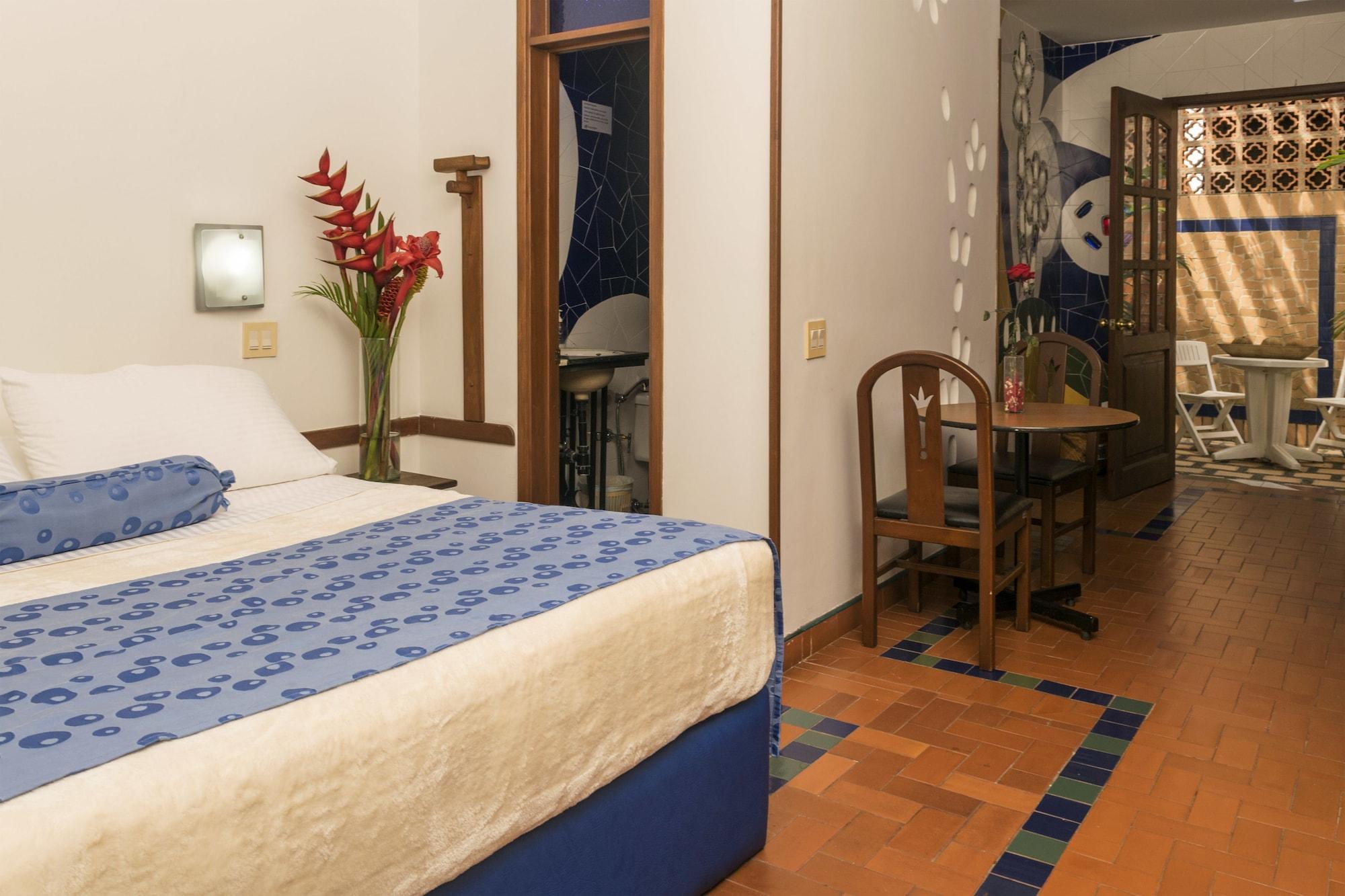 Hotel Casa Santa Monica Norte กาลี ภายนอก รูปภาพ