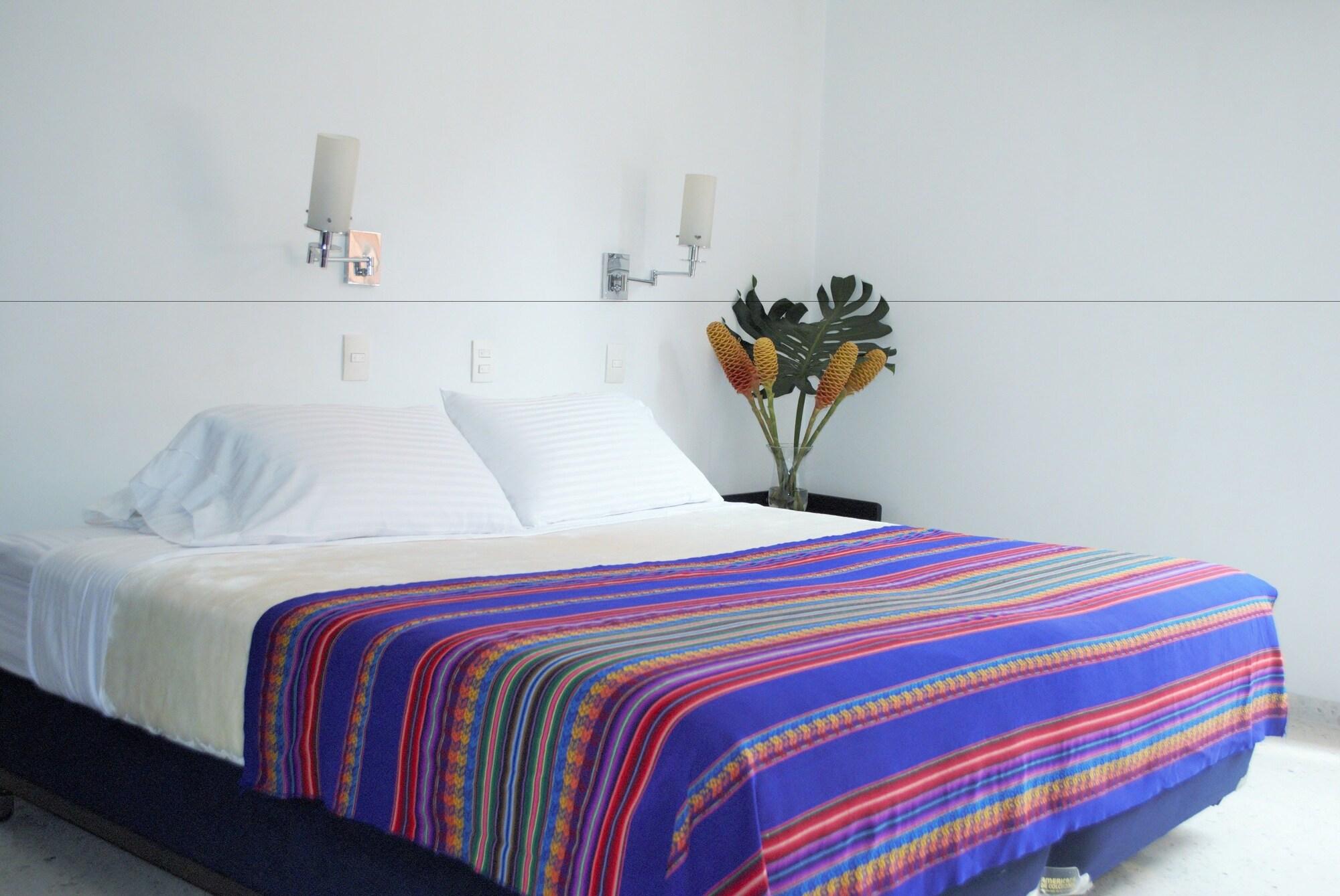 Hotel Casa Santa Monica Norte กาลี ภายนอก รูปภาพ