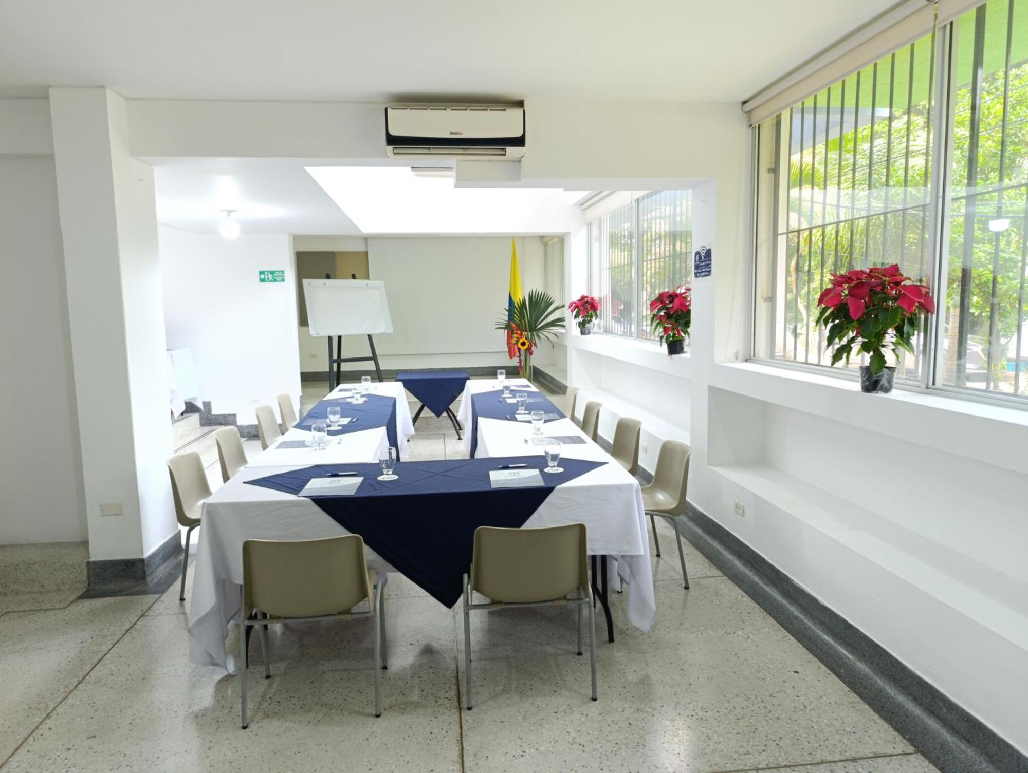 Hotel Casa Santa Monica Norte กาลี ภายนอก รูปภาพ