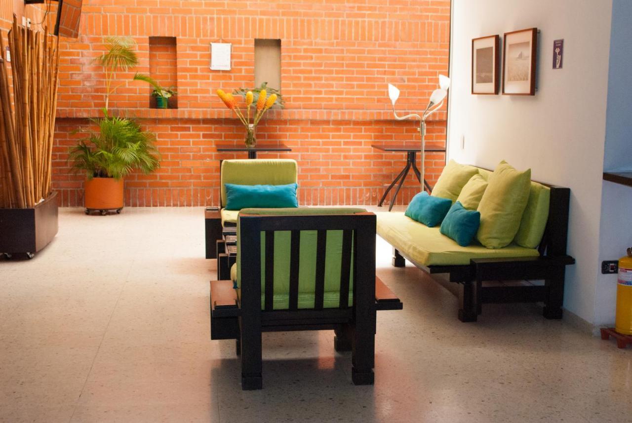 Hotel Casa Santa Monica Norte กาลี ภายนอก รูปภาพ